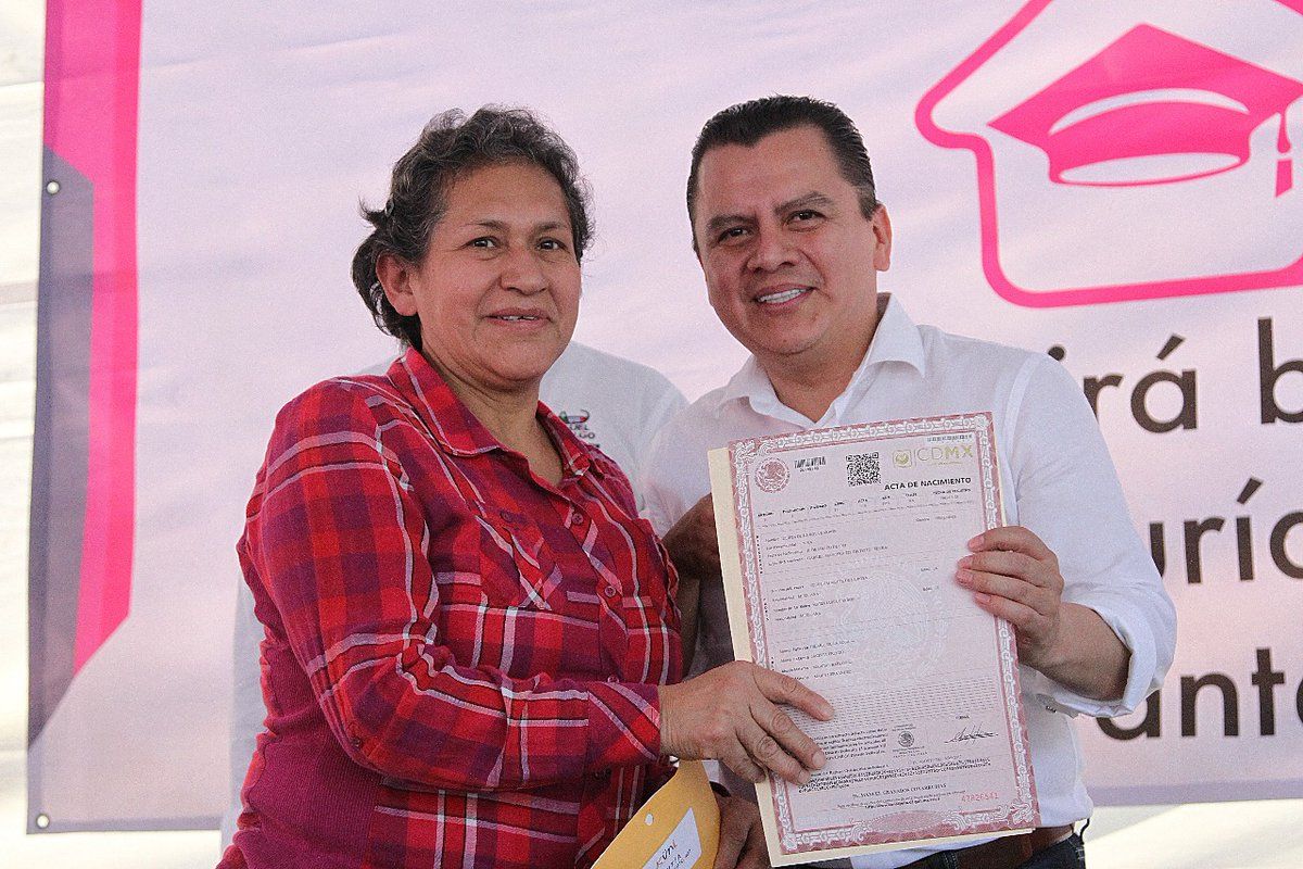 Entregarán actas de nacimiento gratuitas en la Ciudad de México