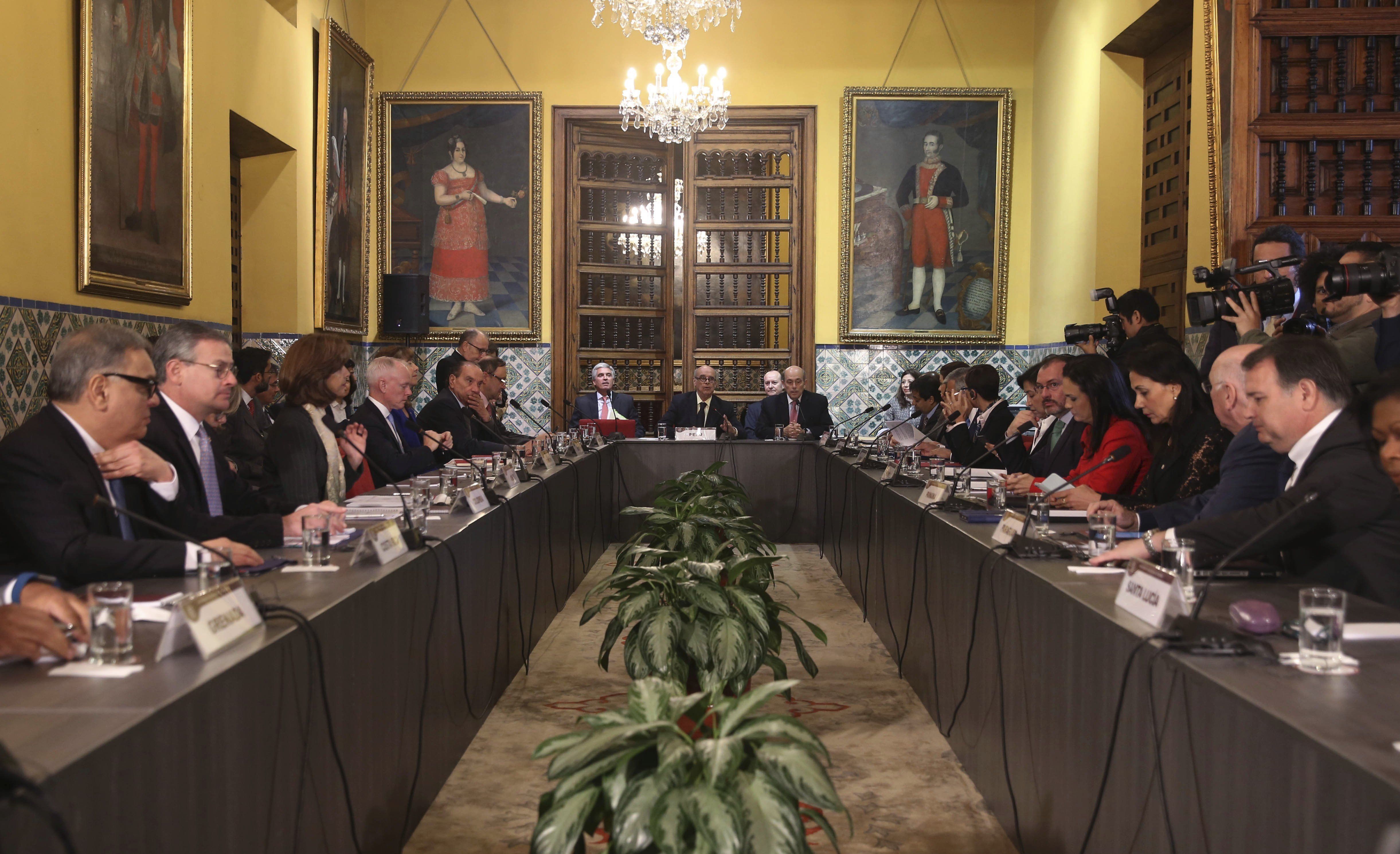 Venezuela es una dictadura: cancilleres - AP364973559977