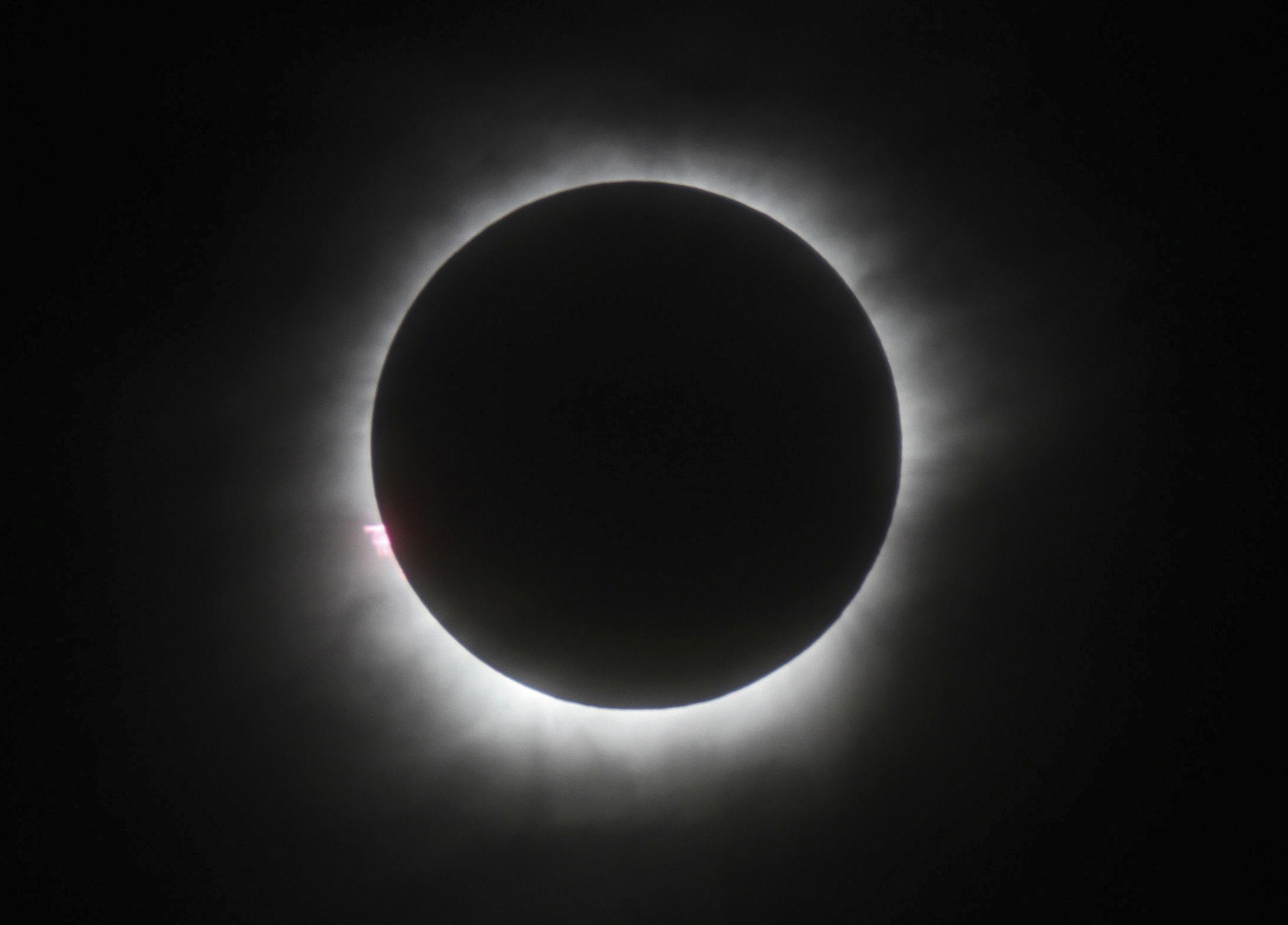 Eclipse solar en EE.UU. será transmitido en redes sociales y televisión