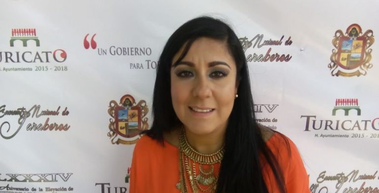 "Mi esposo disparó en mi defensa": presidenta municipal de Turicato - Alcaldeza-de-Turicato-Foto-de-Quadratín