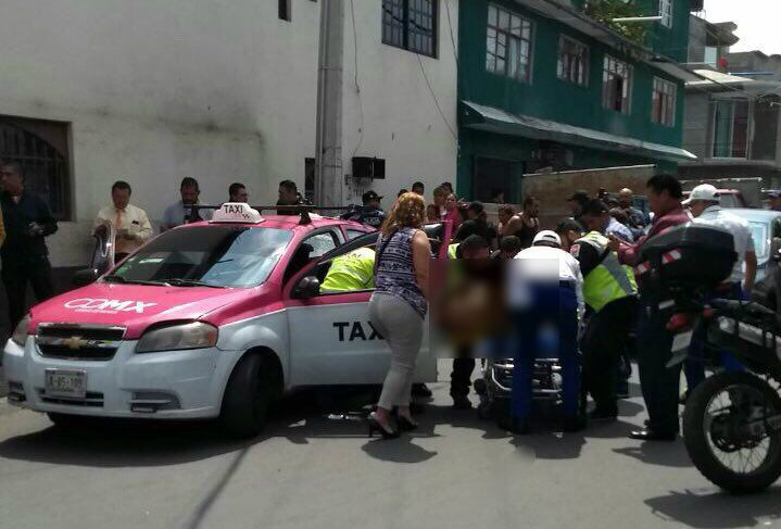 Tiroteo en Iztapalapa deja tres heridos - Balean-a-3-en-Iztapalapa-Foto-de-@alertasurbanas