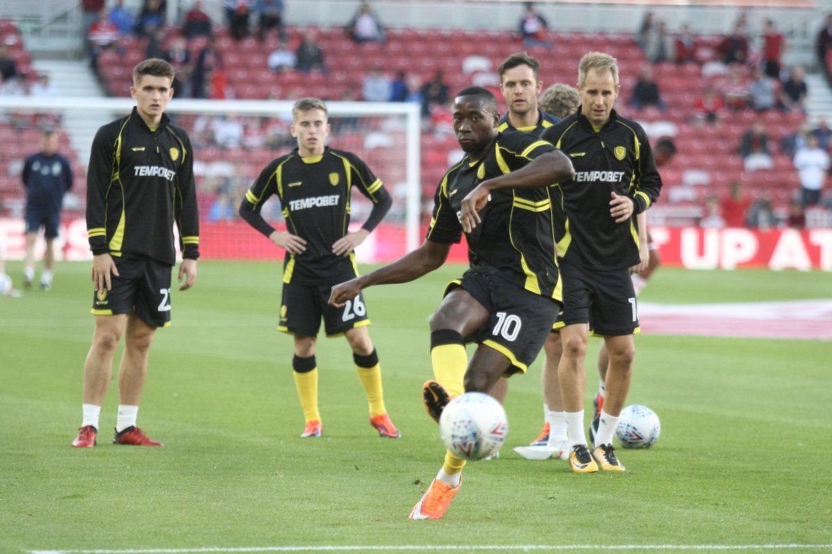 Club inglés interesado en contratar a Usain Bolt - Burton-Albion