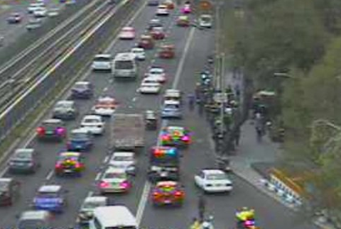 Padres de familia bloquean San Antonio Abad