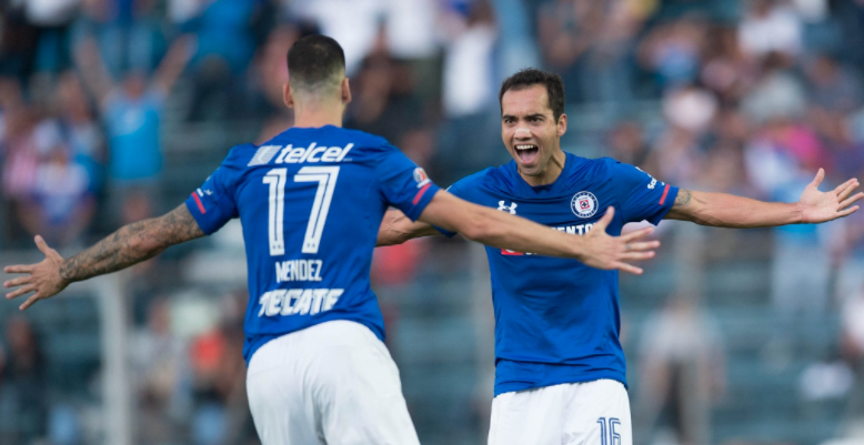 Cruz Azul empata con Monterrey y sigue invicto