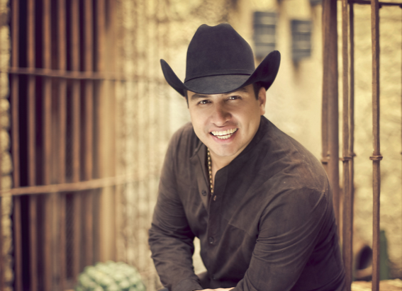 Cierran cuentas de Instagram y Facebook de Julión Álvarez