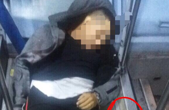 Disputa entre asaltantes en transporte público deja dos muertos