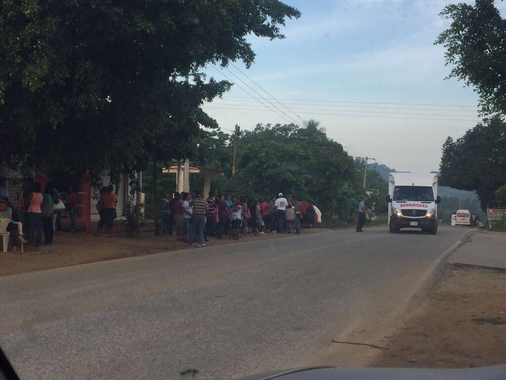 Anuncia CNTE bloqueos en carreteras de Oaxaca por informe de EPN - CarlosMarioMe