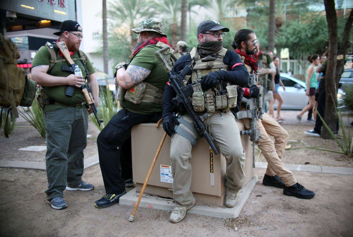 Quien vote por juicio político contra Trump arriesga su vida: exasesor - DH80UKvXsAARKj-