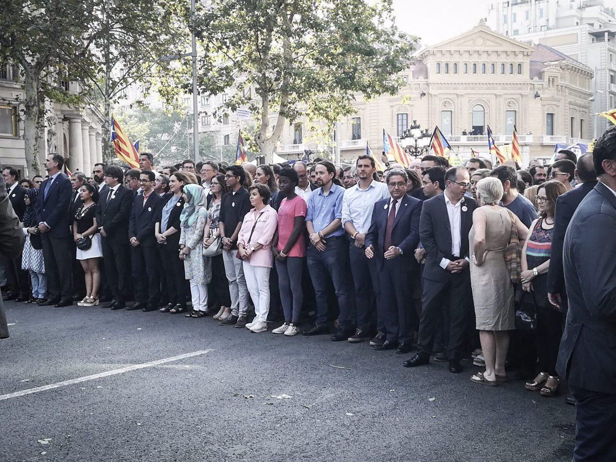 Barcelona realiza marcha masiva contra la violencia - Foto-de-CiudadanosCS-Marcha-en-Barcelona