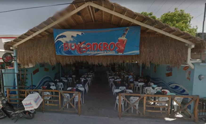 Ejecutan a hombre en restaurante de Playa del Carmen - Foto-de-NotiCaribe-Playa-del-Carmen-ejecutado