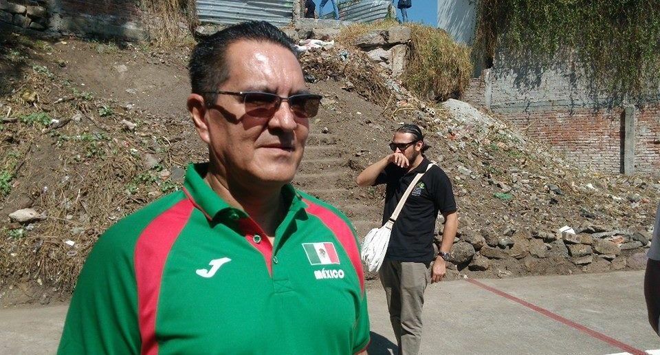 Aspirante de Morena usa como trampolín a discapacitados para saltar a alcaldía