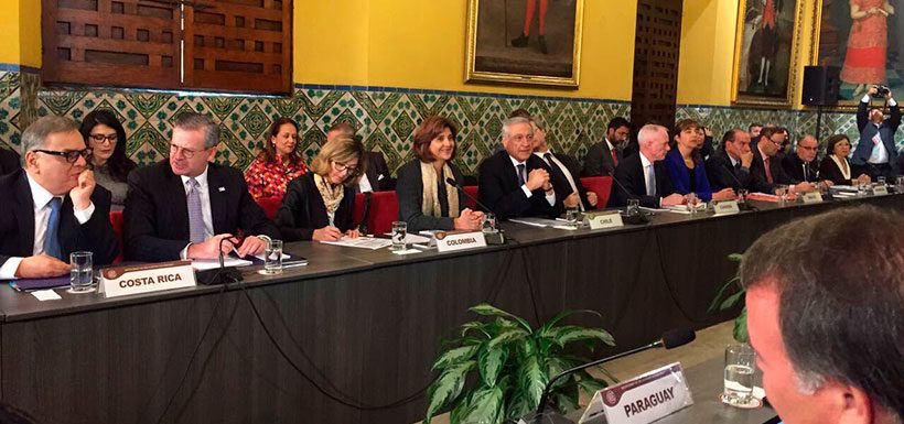 Venezuela es una dictadura: cancilleres