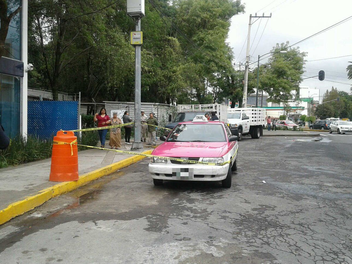 Muere hombre a bordo de taxi en colonia Roma - Muere-en-Taxi-Foro-TV-3