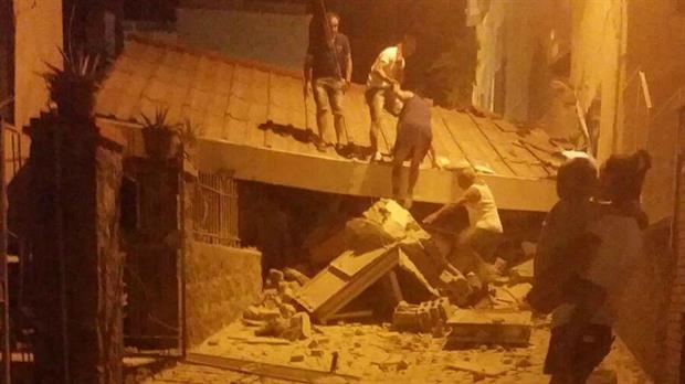 Temblor en Italia deja al menos dos muertos y diez desaparecidos - Terremoto-Italia-Foto-de-AP