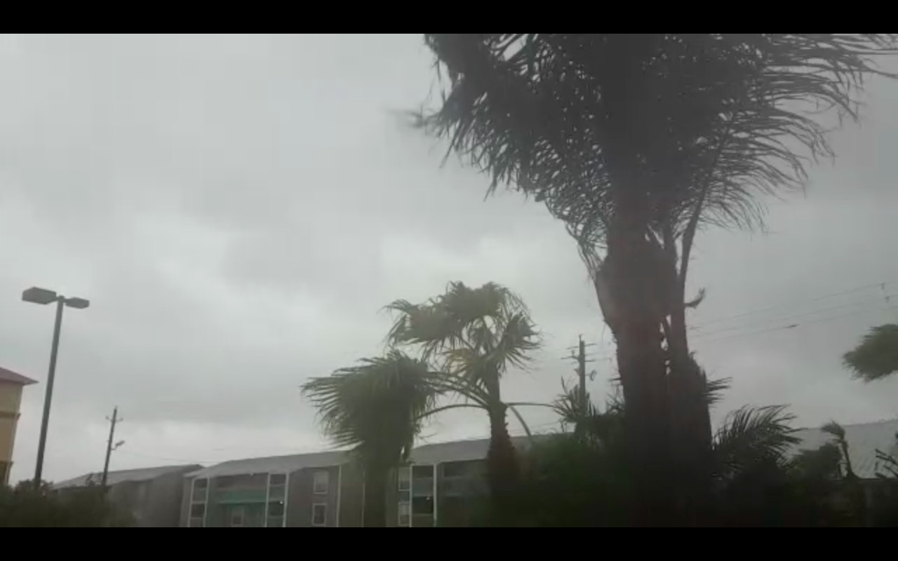 #Video Así tocó tierra Harvey en Texas