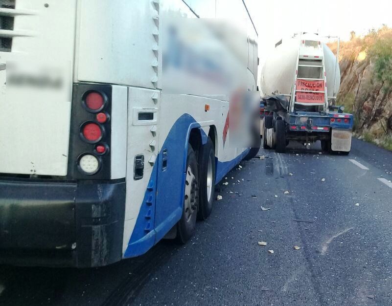 Choque deja cinco heridos en Nuevo León - accidente-nuevo-leon-nuevo-laredo