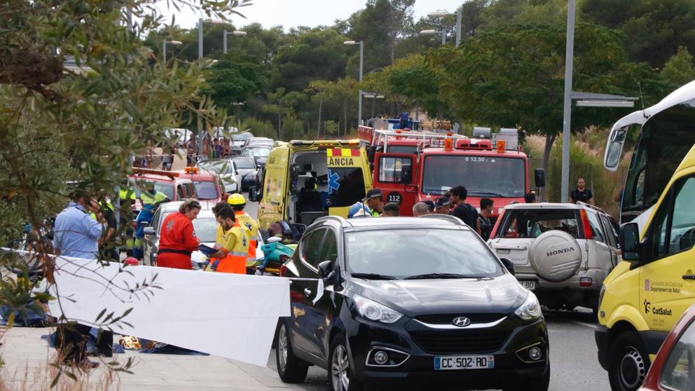 Choque entre vehículo y autobús en Cataluña deja cinco muertos Choque entre vehículo y autobús en Cataluña deja cinco muertos