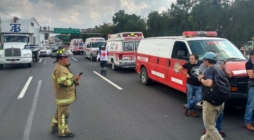Carambola en la México-Querétaro deja 19 heridos Carambola en la México-Querétaro deja 19 heridos