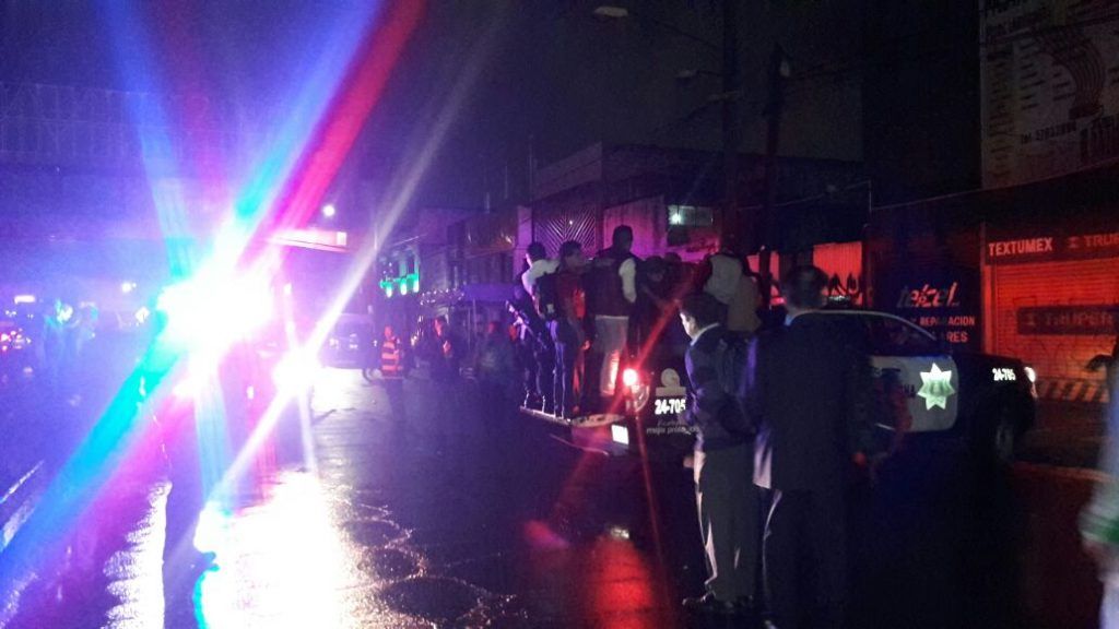 Trasladan a albergues a personas afectadas por lluvias en Ecatepec - albergue-ecatepec1-1024x576