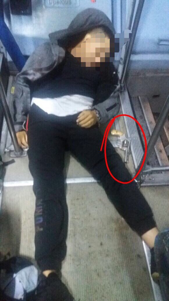 Disputa entre asaltantes en transporte público deja dos muertos - asaltantes