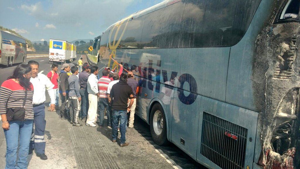 Se incendia autobús en la México-Puebla - autobus-mex-pue
