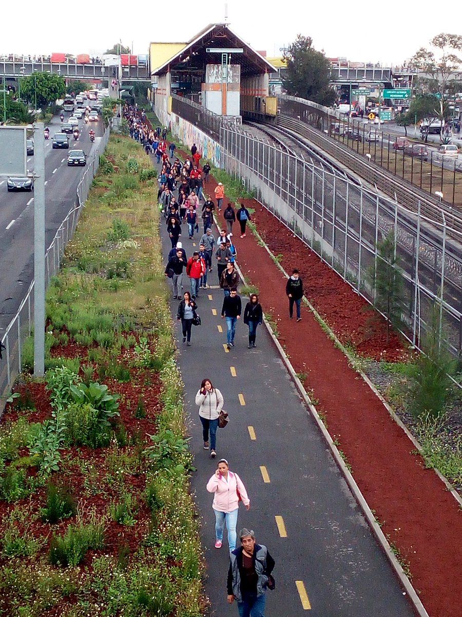 Continúan cerradas Oceanía y Circuito Interior por inundaciones - avenida-central