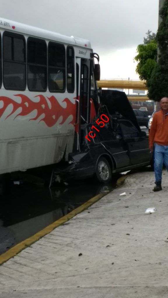 Choque deja un muerto en la Autopista México-Puebla - choque-edomex1-576x1024