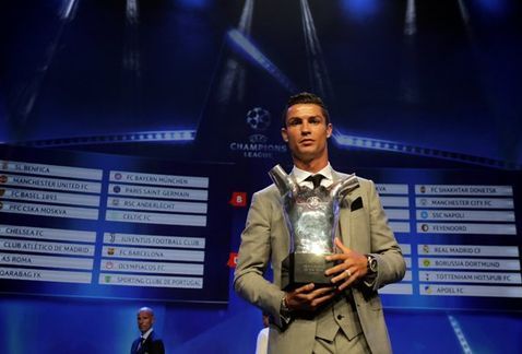 Reconocen a Ronaldo como mejor jugador de la UEFA por tercera ocasión