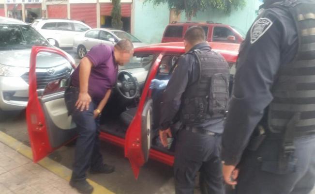 Detienen a dos asaltantes en la Miguel Hidalgo