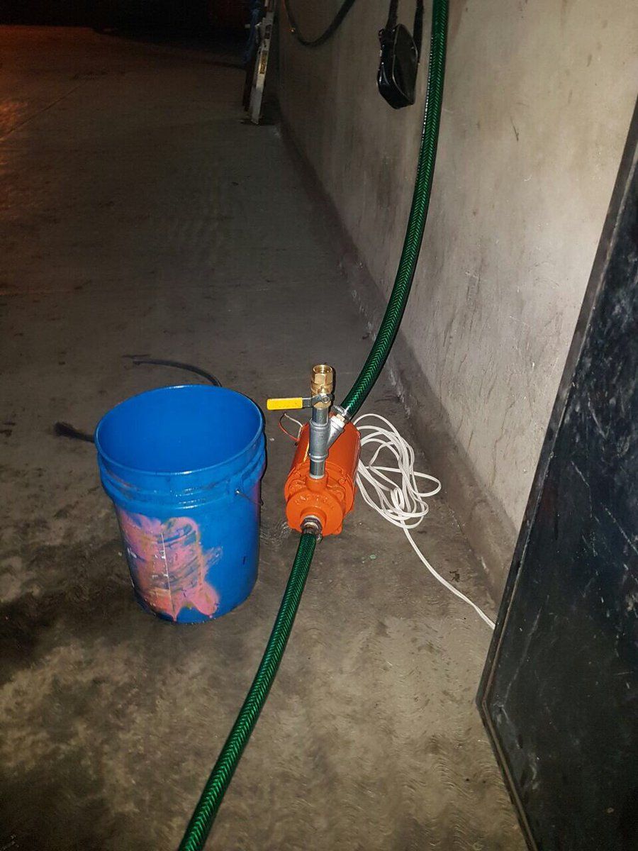 Detienen a dos presuntos ladrones de combustible en Iztapalapa - diesel