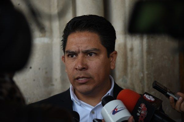 Exsecretario de Salud de Durango lleva 26 amparos