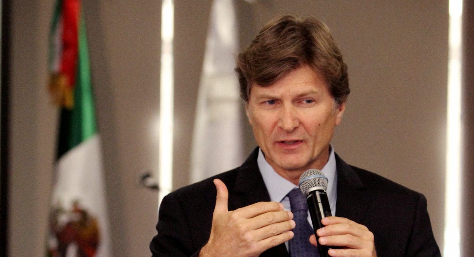 Prevé De la Madrid crecimiento de turismo en México