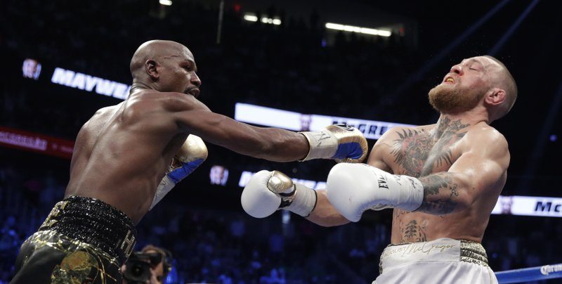 Mayweather noquea a McGregor