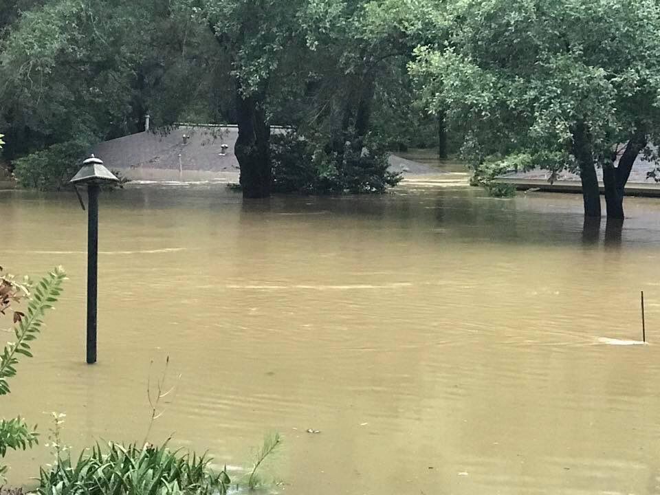 Harvey azota a Texas por quinto día consecutivo - harvey-31