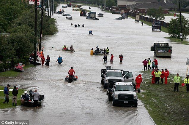 Autoridades de Texas confirman 60 muertes por Harvey