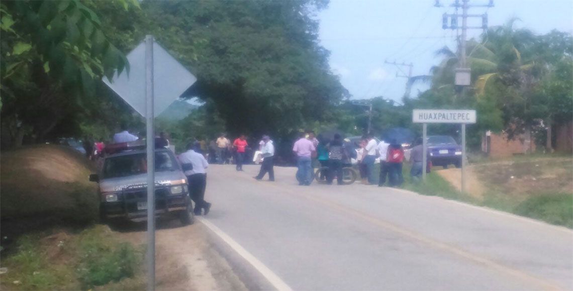 Anuncia CNTE bloqueos en carreteras de Oaxaca por informe de EPN