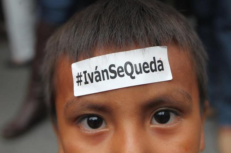 Guatemala expulsa a comisionado anticorrupción - ivan-se-queda