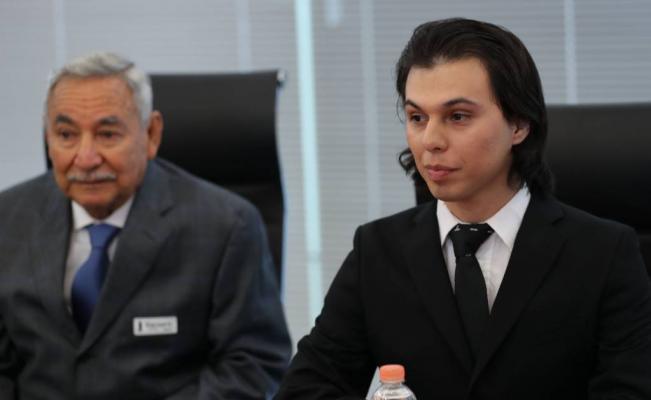 Madre de Joao Aguilera niega haber sido ocultada por Juan Gabriel