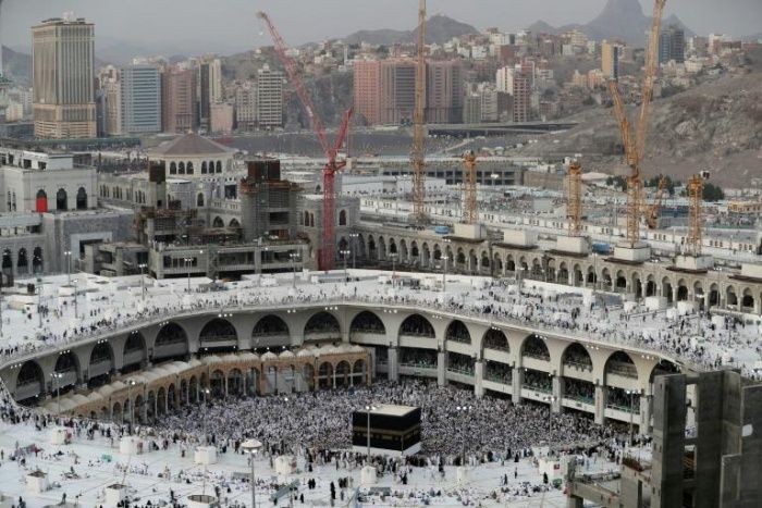 Continúa el arribo de peregrinos a la Meca por el hach