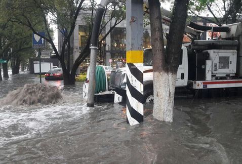 Lluvia deja 300 casas inundadas en Cuatitlán Izcalli