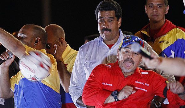 Cuando Maduro ordene estoy vestido de soldado: Maradona