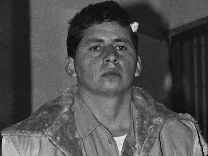 Mario Aburto se desempeña como maestro de primaria - mario-aburto