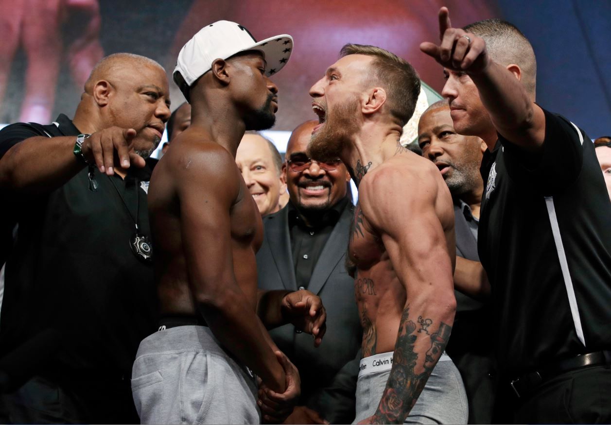 Mayweather confirma revancha contra Pacquiao antes de que termine el año - mayweather-vs-mcgregor-pesaje