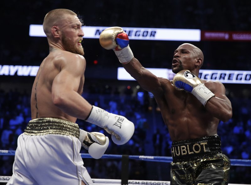 Mayweather noquea a McGregor - mayweather2