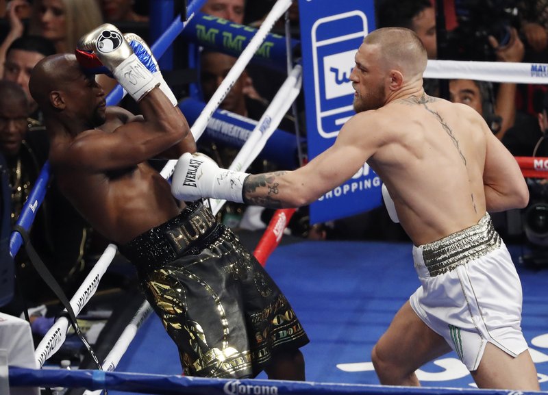 Mayweather noquea a McGregor - mayweather5
