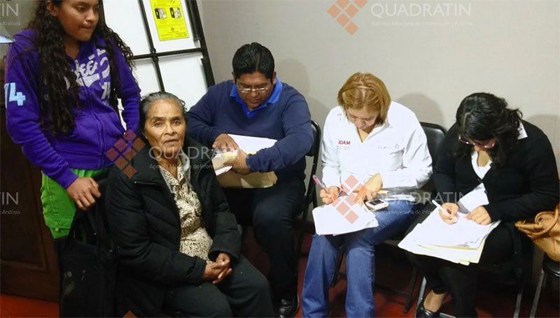 Mujer oaxaqueña visitará a su hija en EE.UU. después de 20 años de no verla - mujer-oaxaqueña