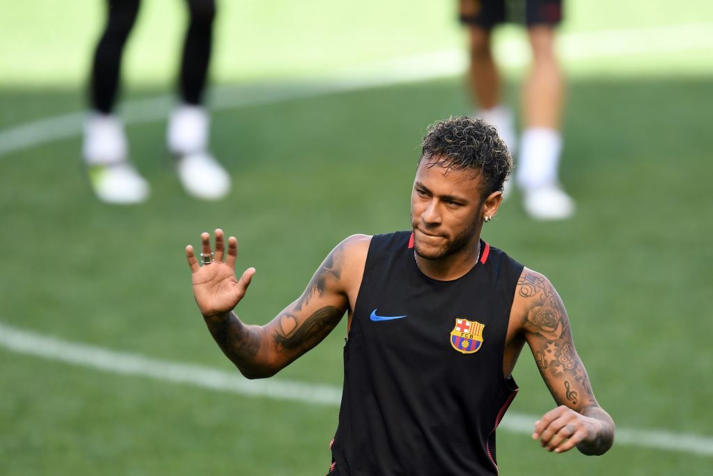 Macron celebra posible llegada de Neymar a París - neymar-22
