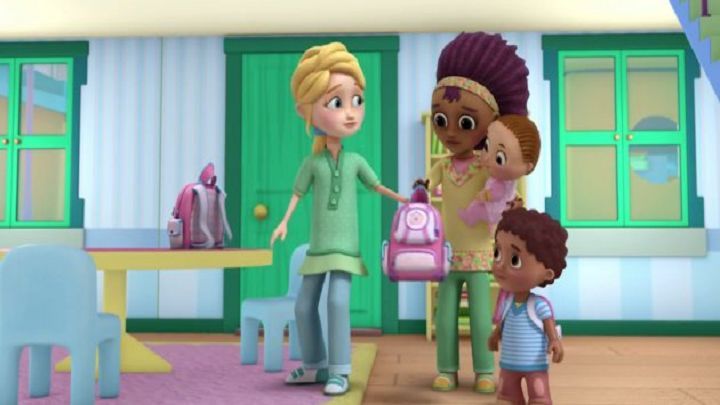 Disney vuelve a incluir personajes gays en series infantiles