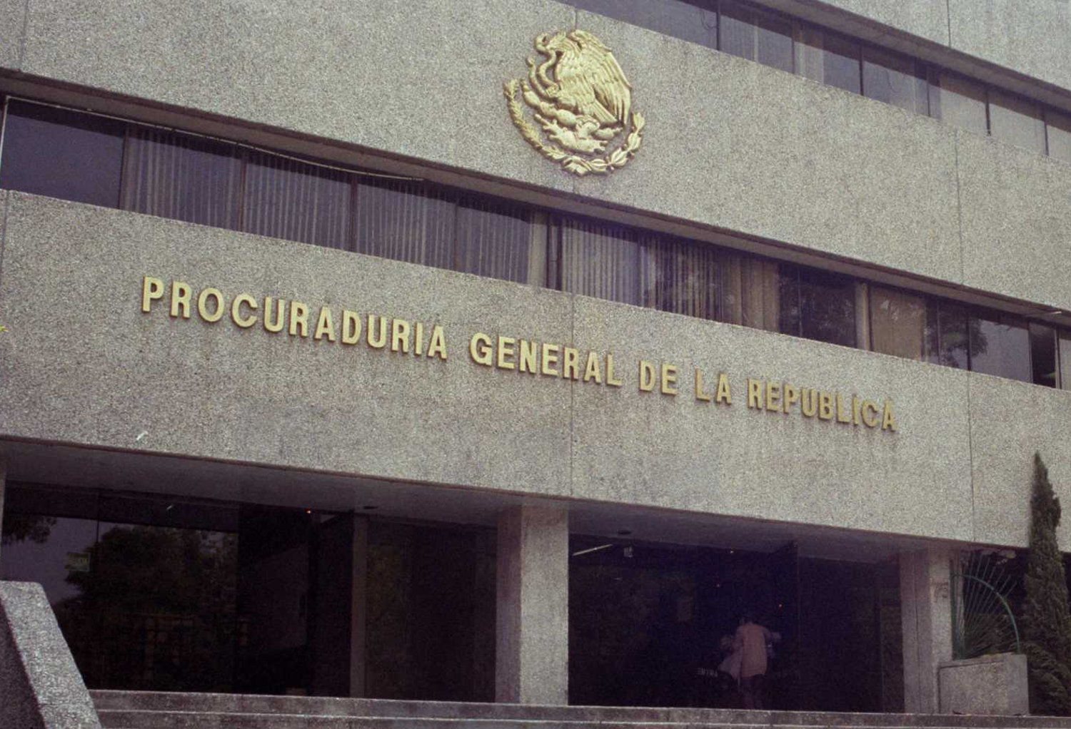 PGR detiene a policía acusado de secuestro - pgr_4