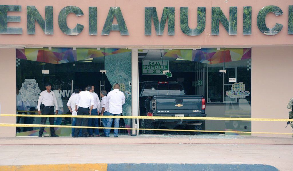 Balacera en palacio municipal de Río Bravo